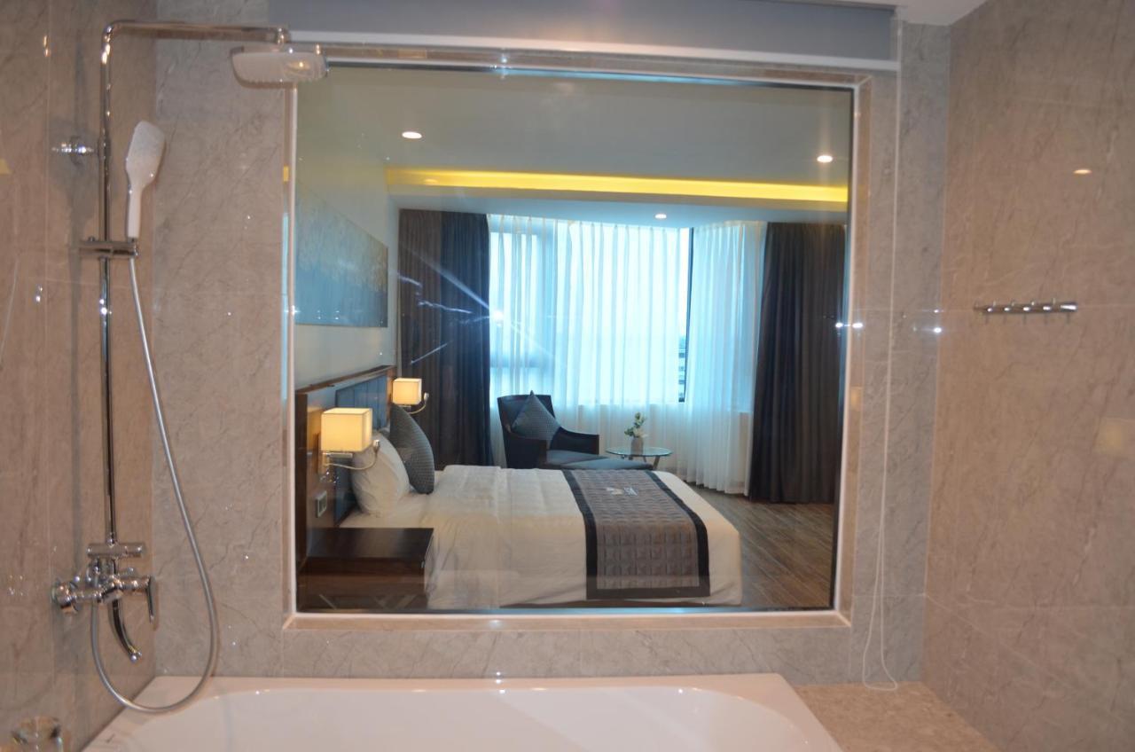 Eagle Hotel Dai Tiet Екстериор снимка