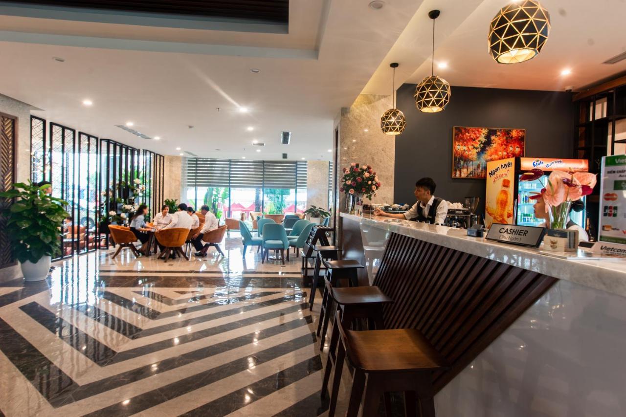 Eagle Hotel Dai Tiet Екстериор снимка