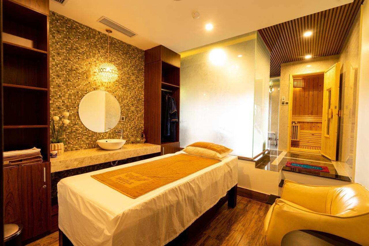 Eagle Hotel Dai Tiet Екстериор снимка