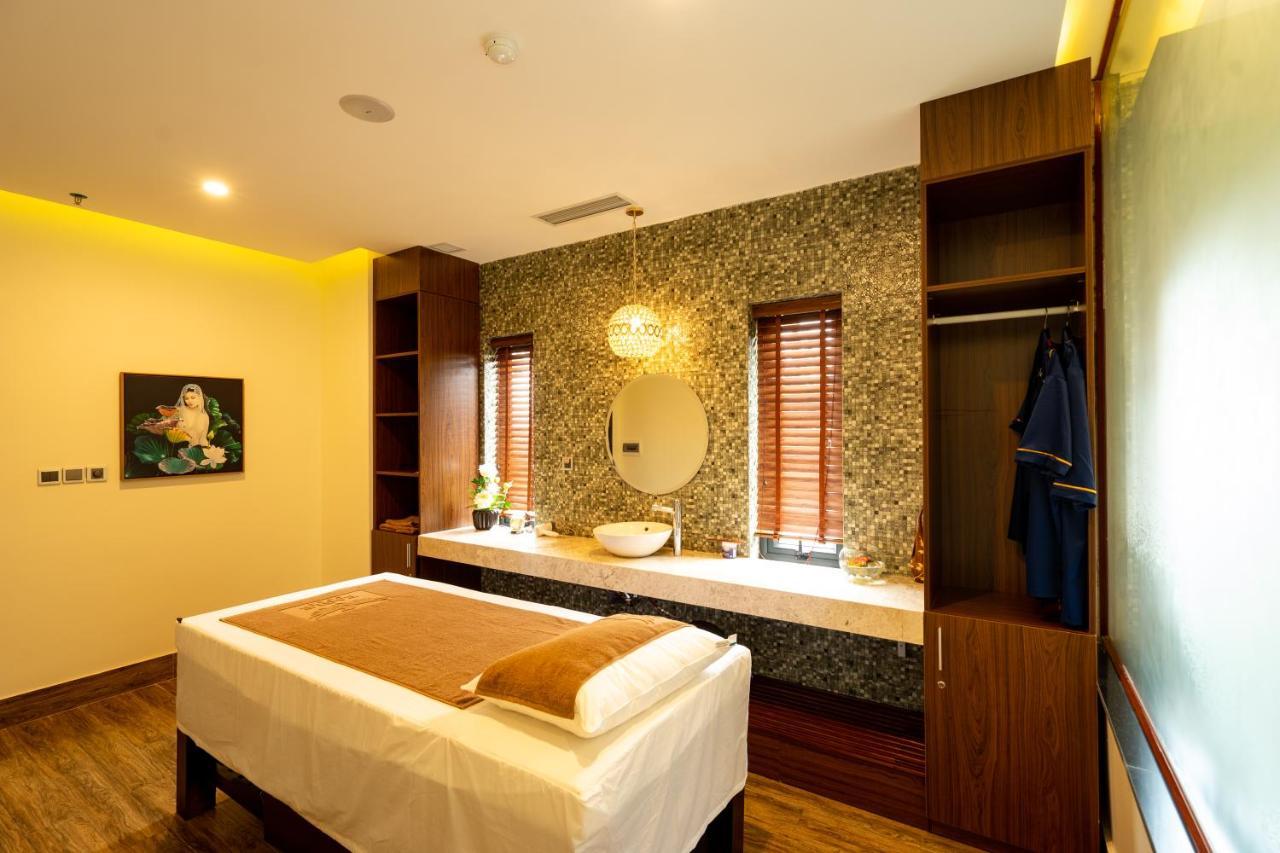 Eagle Hotel Dai Tiet Екстериор снимка